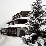 Schindlhaus/alpin 아파트호텔 솔