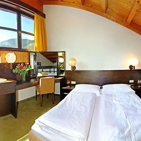 Schindlhaus/alpin 3* Зёлль