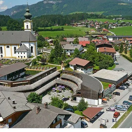 Schindlhaus/alpin Апарт-отель Зёлль